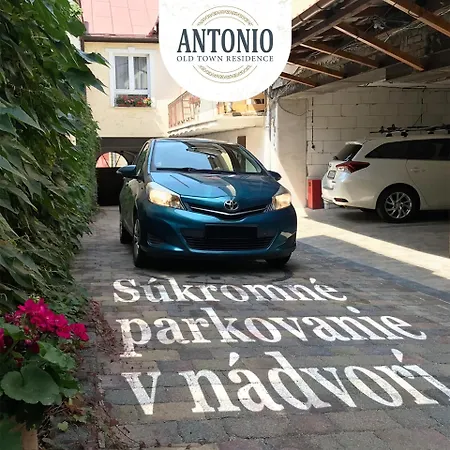 Antonio Old Town