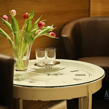 Penzión pre hostí Antonio Old Town 3*