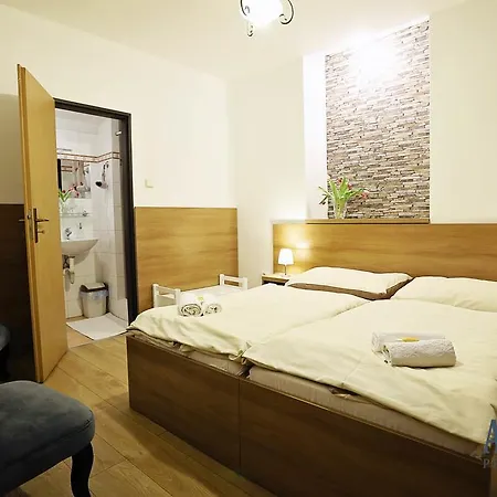 Antonio Old Town Penzión pre hostí 3*