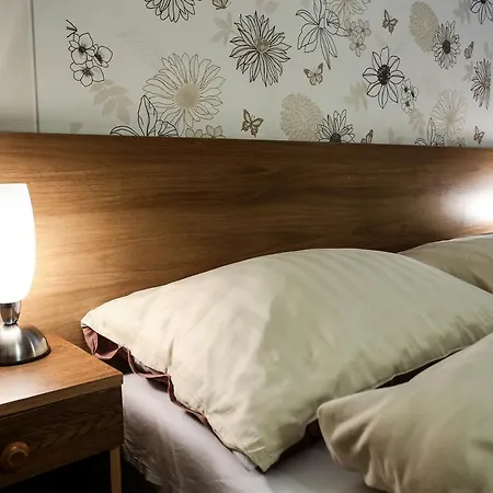 Antonio Old Town 3* Presov