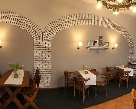 Antonio Old Town Penzión pre hostí