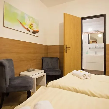 Antonio Old Town Pensionat 3*