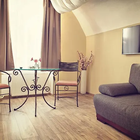 Pensionat Antonio Old Town 3*